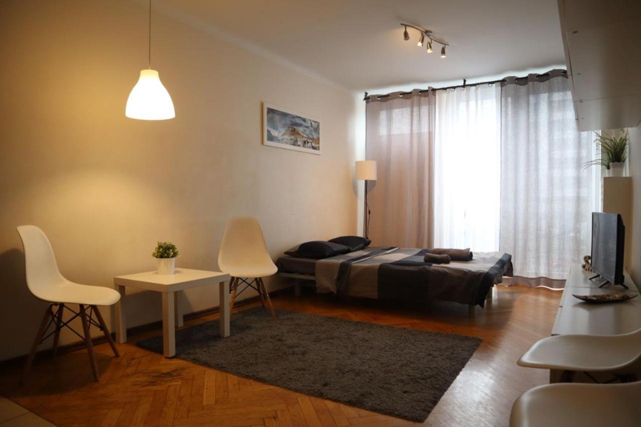 Apartment Samand