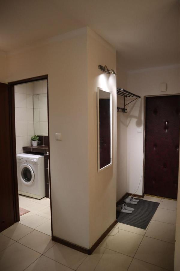 Samand Apartment *